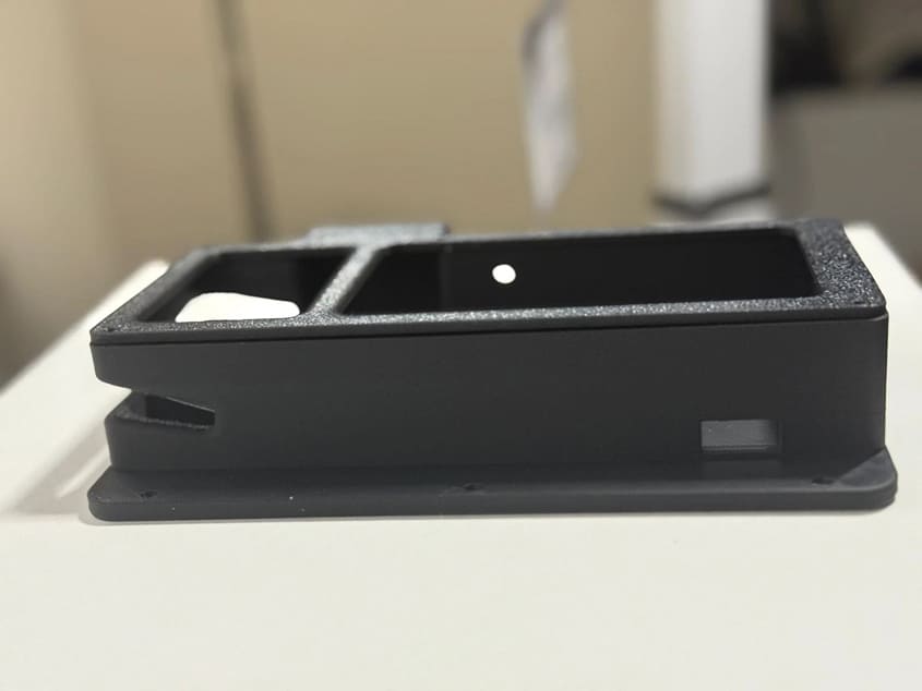 Stripe BBPOS WisePOS E Front-Loading Payment Terminal Wall Mount - Image 10