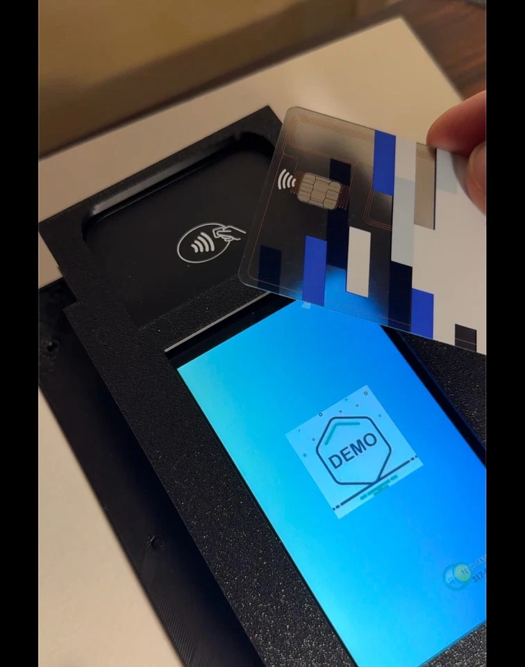 Stripe BBPOS WISEPOS E Payment Reader Wall Mount - Image 2